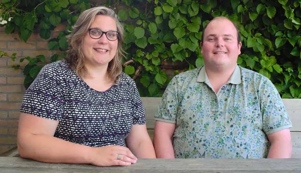 Trees en Henk, eigenaren van Gewoon Anders